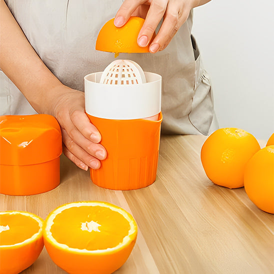 presse orange contenant vitajus